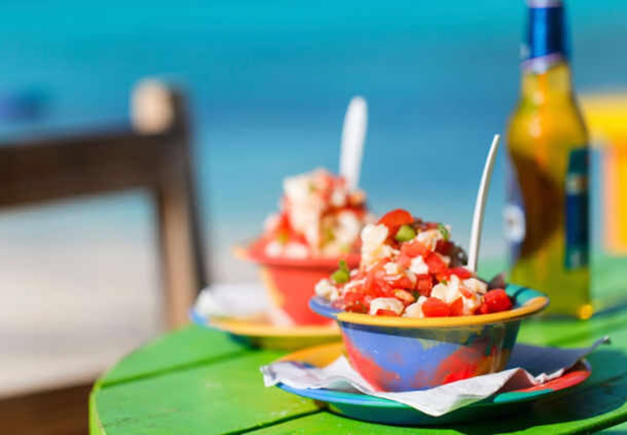 Courtyard By Marriott Nassau Downtown/Junkanoo Beach Buitenkant foto