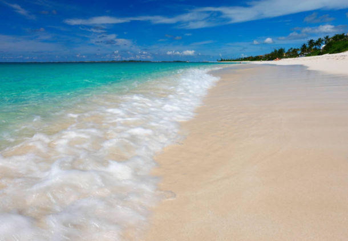 Courtyard By Marriott Nassau Downtown/Junkanoo Beach Buitenkant foto