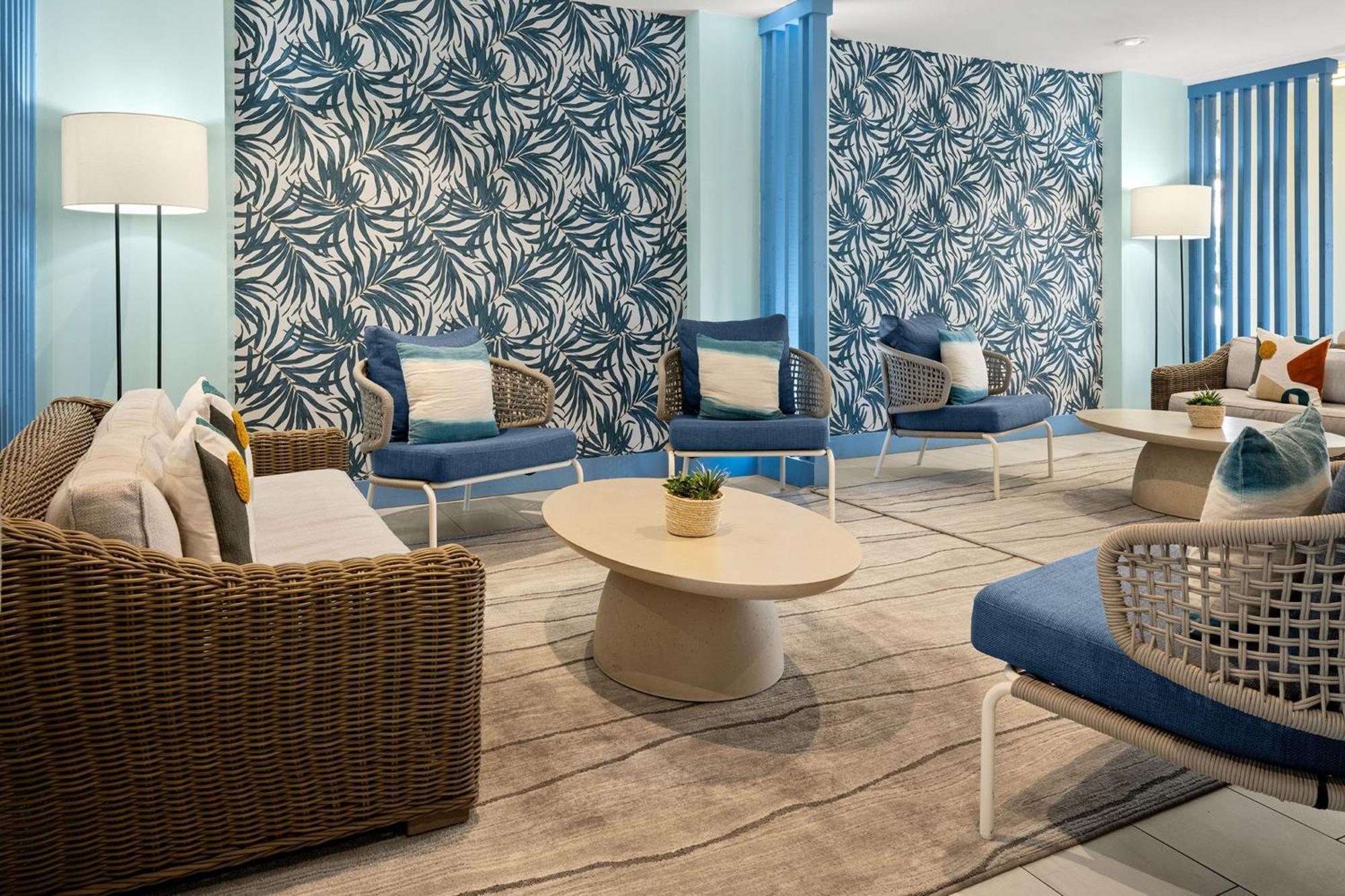 Courtyard By Marriott Nassau Downtown/Junkanoo Beach Buitenkant foto