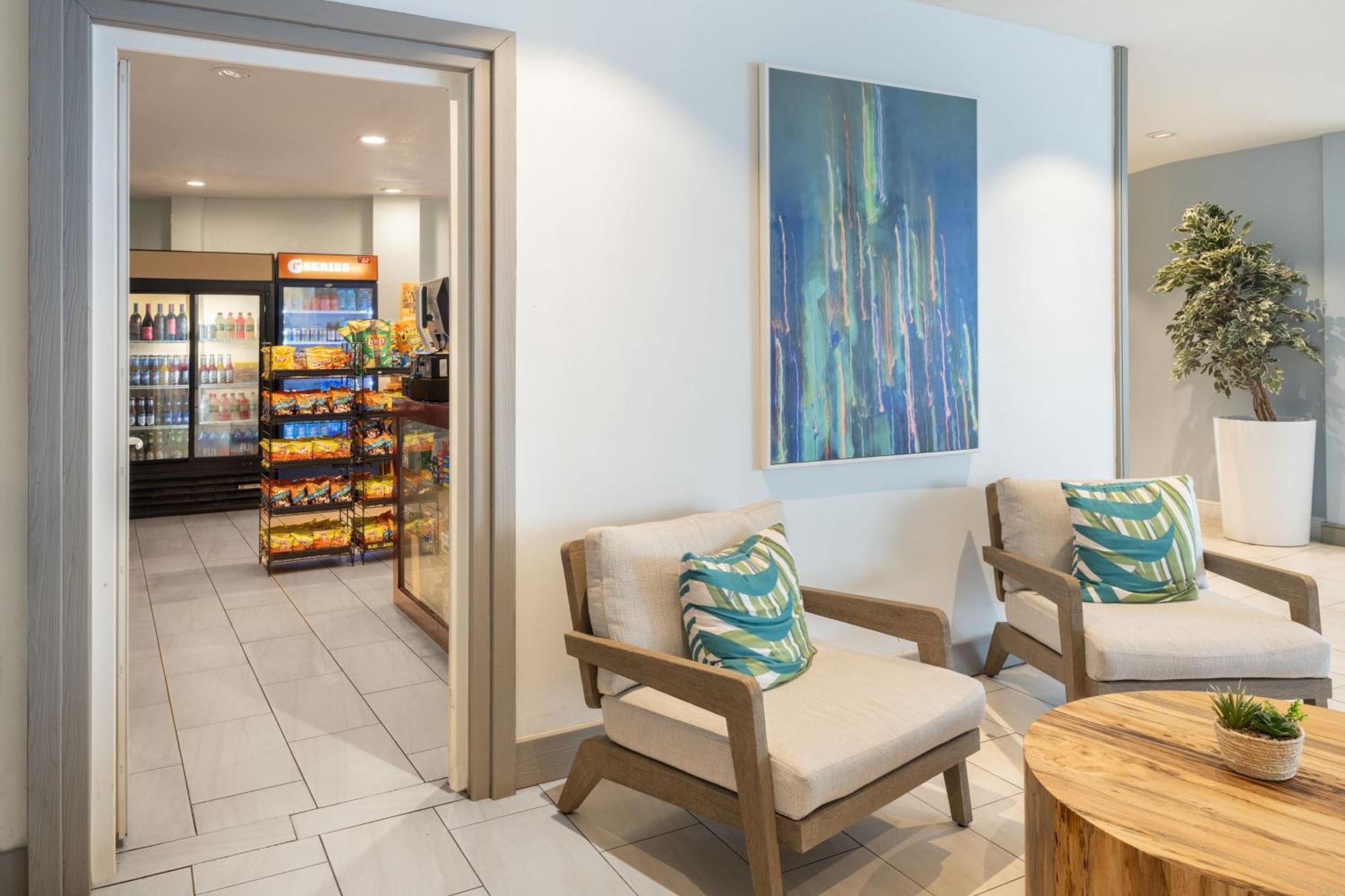 Courtyard By Marriott Nassau Downtown/Junkanoo Beach Buitenkant foto